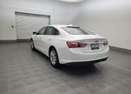 2021 Chevrolet Malibu in Glendale, AZ 85301 - 18146503 5