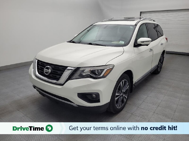 2017 Nissan Pathfinder in Fayetteville, NC 28304 - 18146555