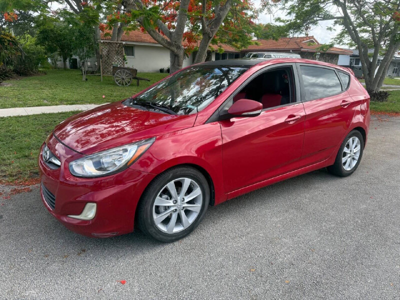 2013 Hyundai Accent in Hollywood, FL 33023-1906 - 18146579