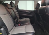 2019 Nissan Pathfinder in Taylor, MI 48180 - 18146658 19
