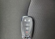 2018 Chevrolet Malibu in Indianapolis, IN 46219 - 18146669 32