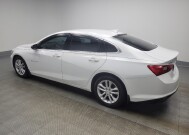 2018 Chevrolet Malibu in Indianapolis, IN 46219 - 18146669 3