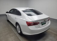 2018 Chevrolet Malibu in Indianapolis, IN 46219 - 18146669 5