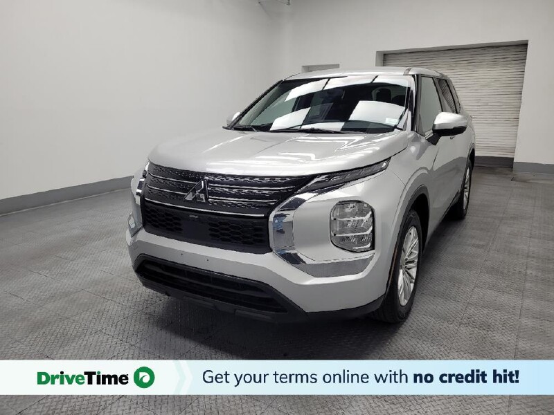 2022 Mitsubishi Outlander in Las Vegas, NV 89102 - 18146804