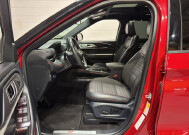 2025 Ford Explorer in Burlington, WI 53105 - 18147001 18