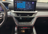 2025 Ford Explorer in Burlington, WI 53105 - 18147001 31