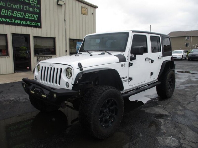 2014 Jeep Wrangler in Oak Grove, MO 64075 - 18147015