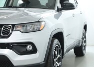 2025 Jeep Compass in Bedford, OH 44146 - 18147025 4