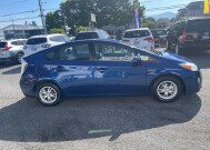 2010 Toyota Prius in Mount Vernon, WA 98273 - 18147040 1