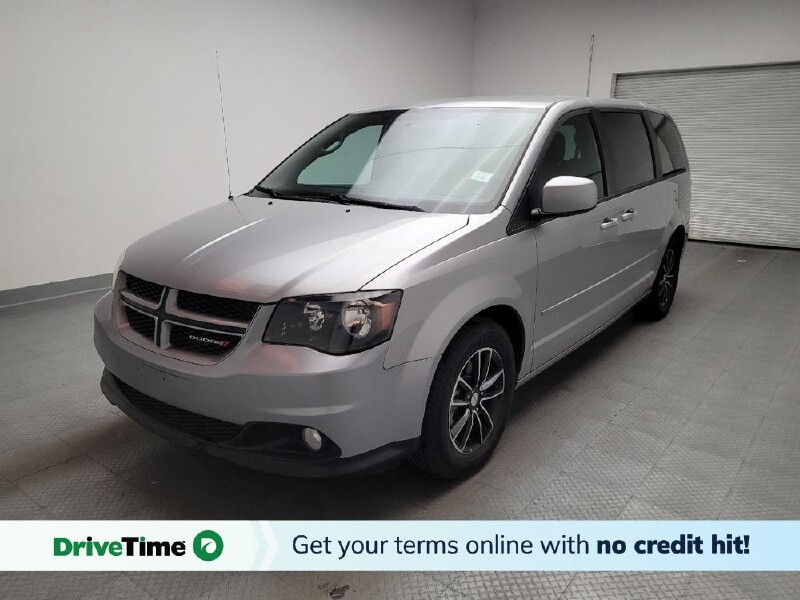 2017 Dodge Grand Caravan in Downey, CA 90241 - 18147041