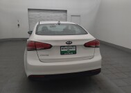 2018 Kia Forte in Baton Rouge, LA 70816 - 18147127 6