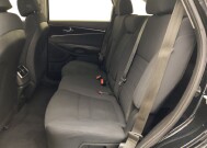 2017 Kia Sorento in Savannah, GA 31419 - 18147146 18