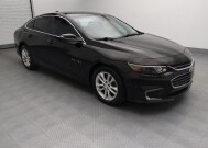 2017 Chevrolet Malibu in Springfield, MO 65807 - 18147184 11