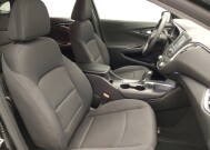 2017 Chevrolet Malibu in Springfield, MO 65807 - 18147184 21
