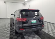2019 Kia Sorento in Houston, TX 77060 - 18147194 6