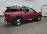 2022 Nissan Pathfinder in Pittsburgh, PA 15237 - 18147241 10