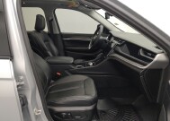 2024 Jeep Grand Cherokee in St. Louis, MO 63136 - 18147259 21