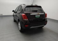 2020 Chevrolet Trax in Gladstone, MO 64118 - 18147264 6