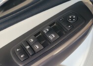 2019 Jeep Cherokee in West Palm Beach, FL 33409 - 18147302 27