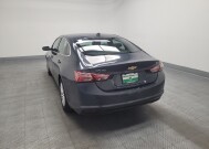 2019 Chevrolet Malibu in Las Vegas, NV 89102 - 18147307 6