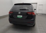 2020 Volkswagen Tiguan in Tampa, FL 33619 - 18147346 7