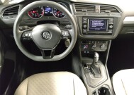 2020 Volkswagen Tiguan in Tampa, FL 33619 - 18147346 22