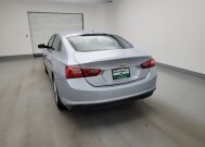 2017 Chevrolet Malibu in Cincinnati, OH 45255 - 18147400 6