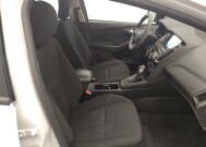 2018 Ford Focus in Houston, TX 77060 - 18147428 21