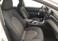 2022 Toyota Camry in Springfield, MO 65807 - 18147436 21