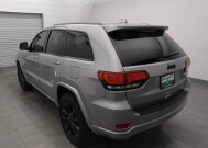 2019 Jeep Grand Cherokee in Houston, TX 77034 - 18147501 5