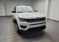 2018 Jeep Compass in Taylor, MI 48180 - 18147535 14
