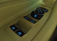 2015 Ford Taurus in Chandler, AZ 85225 - 18147558 27