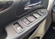 2015 Chrysler Town & Country in Louisville, KY 40258 - 18147729 27