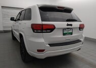 2019 Jeep Grand Cherokee in Fort Myers, FL 33907 - 18147835 5