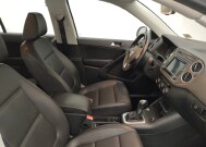 2017 Volkswagen Tiguan in Bradenton, FL 34207 - 18147847 21