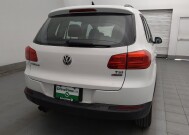 2017 Volkswagen Tiguan in Bradenton, FL 34207 - 18147847 7