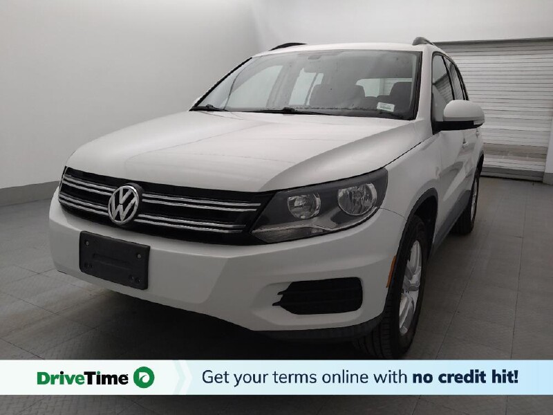2017 Volkswagen Tiguan in Bradenton, FL 34207 - 18147847