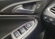 2020 Chevrolet Malibu in Taylor, MI 48180 - 18147856 27