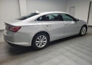 2020 Chevrolet Malibu in Taylor, MI 48180 - 18147856 10