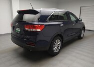 2017 Kia Sorento in Taylor, MI 48180 - 18147858 9