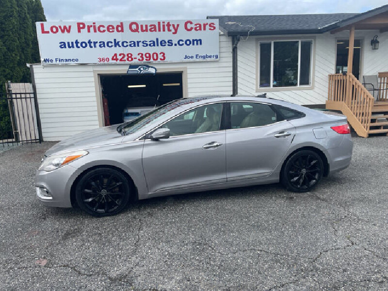 2012 Hyundai Azera in Mount Vernon, WA 98273 - 18147986
