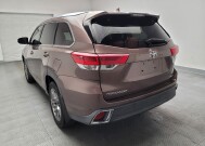 2018 Toyota Highlander in Riverside, CA 92504 - 18147993 6