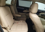 2018 Toyota Highlander in Riverside, CA 92504 - 18147993 19