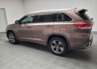2018 Toyota Highlander in Riverside, CA 92504 - 18147993 3