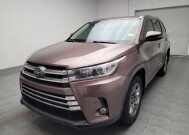 2018 Toyota Highlander in Riverside, CA 92504 - 18147993 15