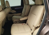 2018 Toyota Highlander in Riverside, CA 92504 - 18147993 18