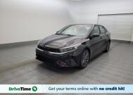2023 Kia Forte in Phoenix, AZ 85015 - 18148044 1