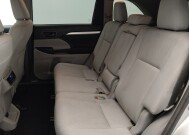 2018 Toyota Highlander in St. Louis, MO 63136 - 18148167 18