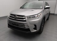 2018 Toyota Highlander in St. Louis, MO 63136 - 18148167 15