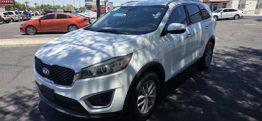 2018 Kia Sorento in Mesa, AZ 85212 - 18148347